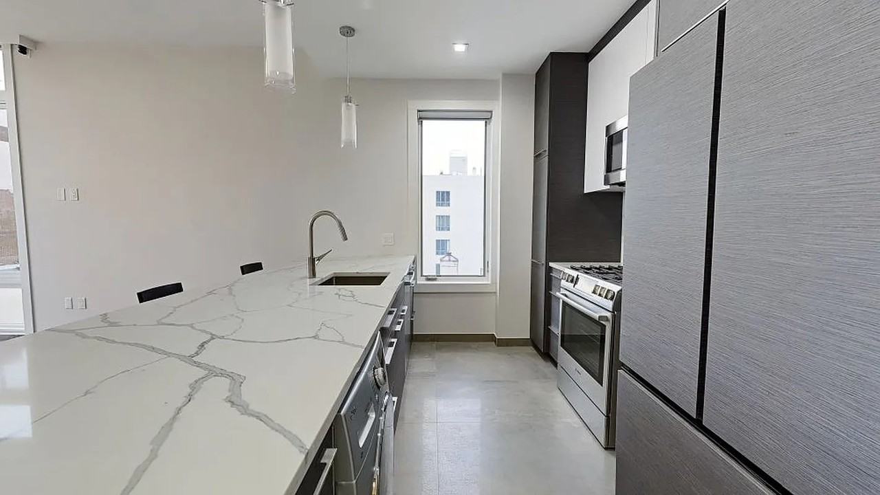 65 W End Ave #501 - Photo 2 of 9