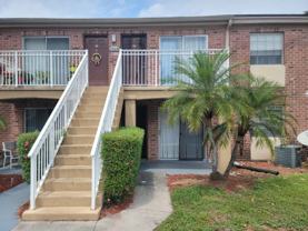 500 Banyon Tree Cir #106 - Photo 1 of 1