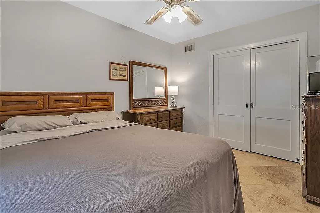 590 Golden Gate Pt #3F - Photo 2 of 10