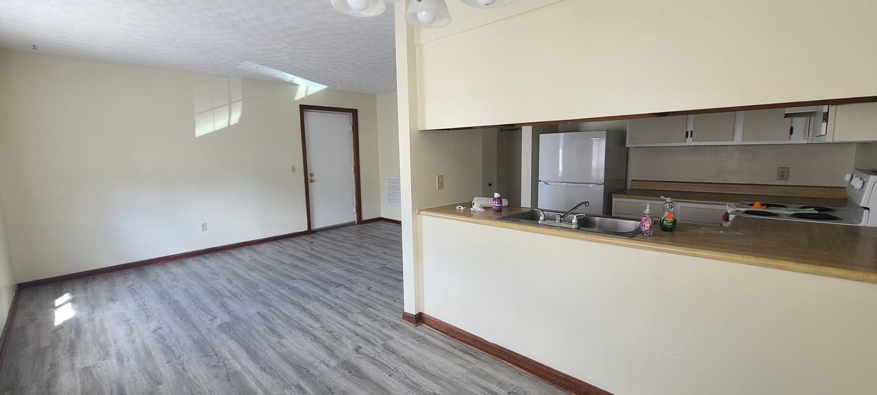 1685 Beechwood Ave Ne #1685A - Photo 6 of 20