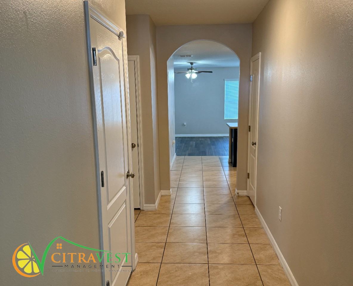 130 Fall Glo Rd - Photo 2 of 12