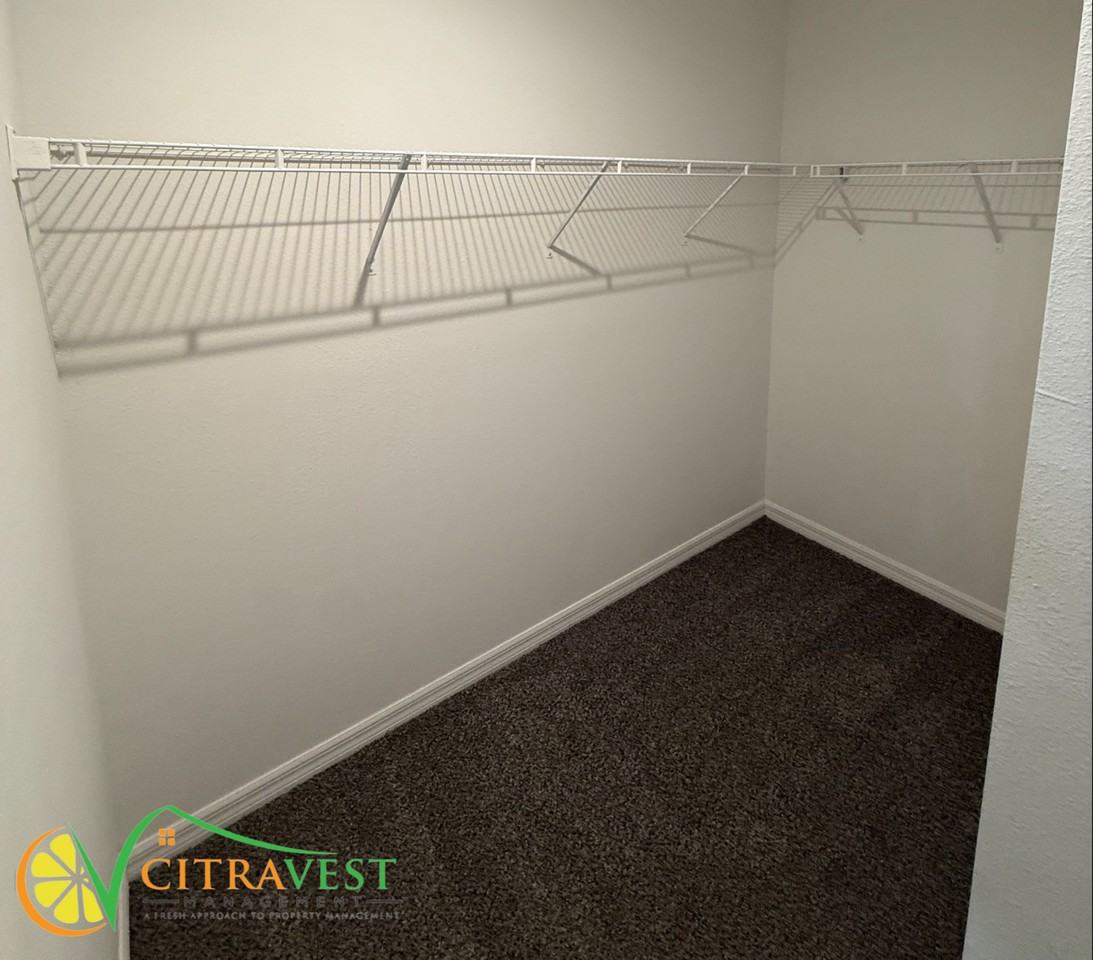 130 Fall Glo Rd - Photo 6 of 12