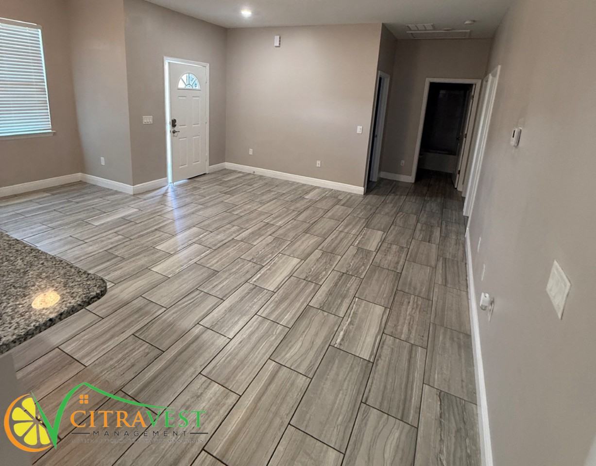 1873 Manitoba Ct - Photo 2 of 13