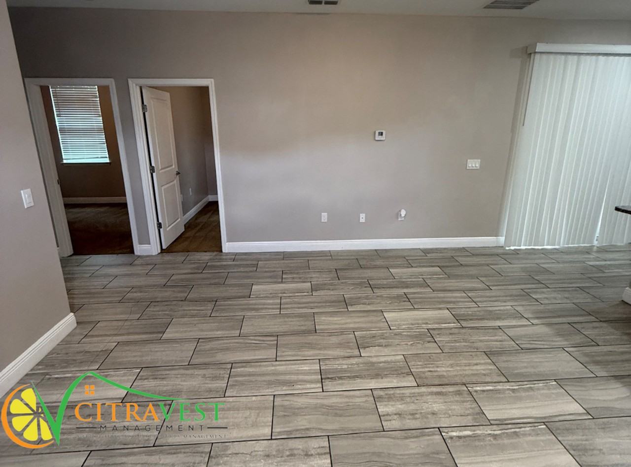 1873 Manitoba Ct - Photo 5 of 13