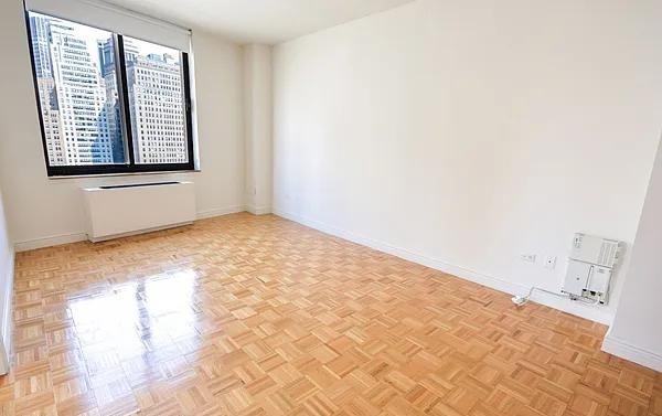 Battery Pl #24H - Photo 3 of 7