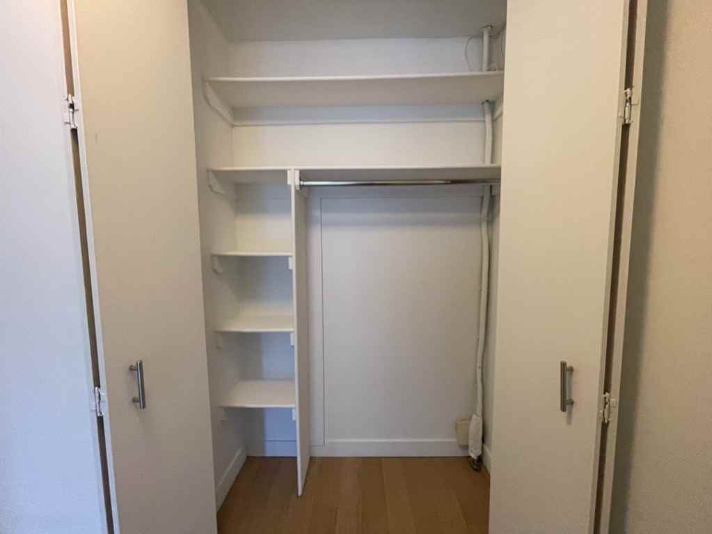 Duane St #18 - Photo 7 of 9