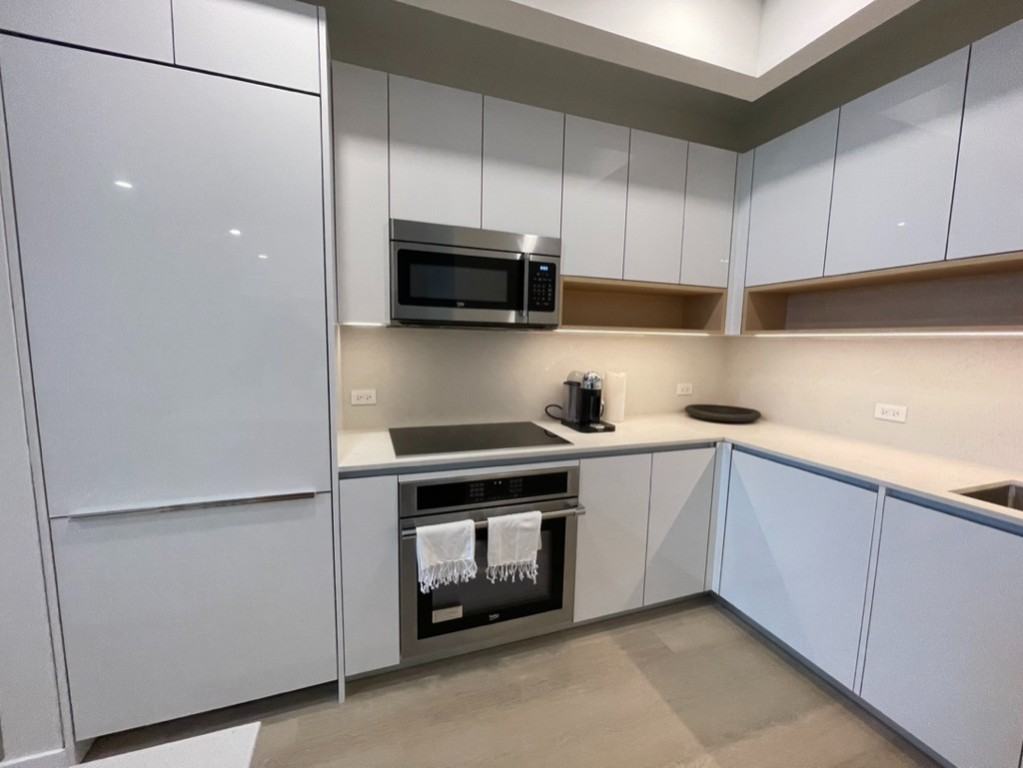 Broad St #2505 - Photo 3 of 5