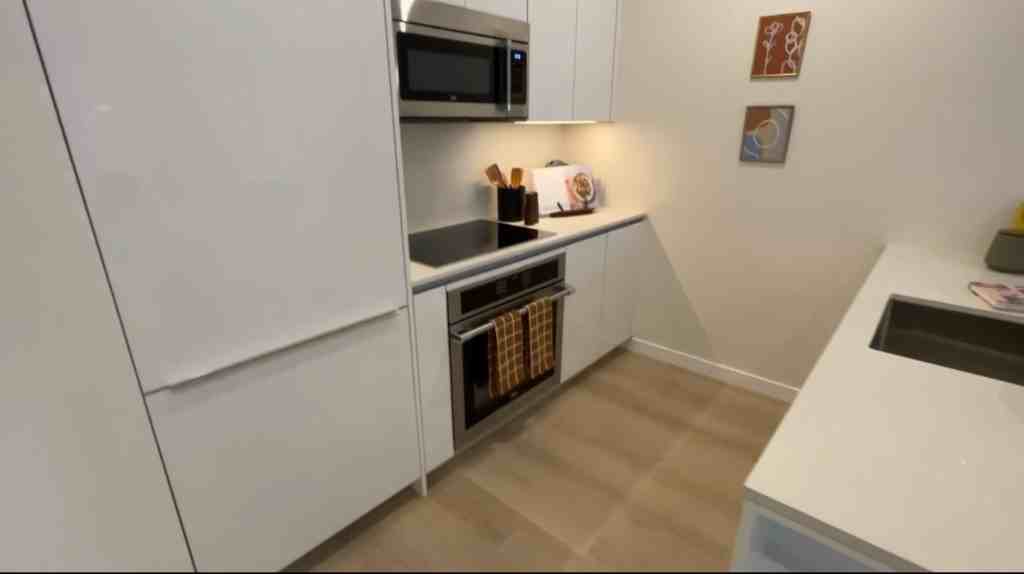 Broad St #1506 - Photo 2 of 7