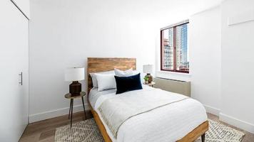 featured image of W 34th St #22