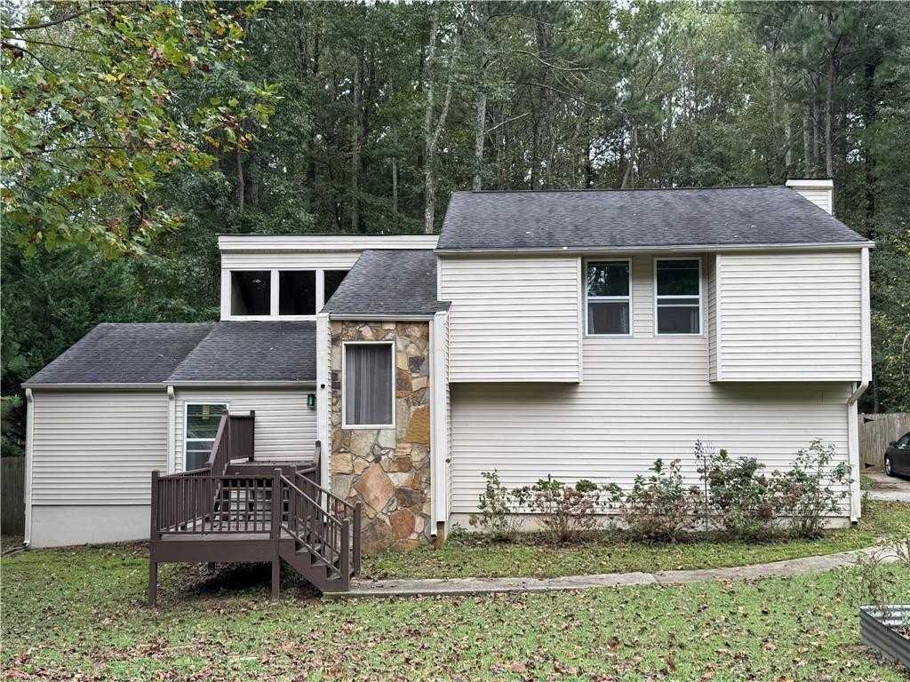 2400 Salem Drive - Photo 2 of 24