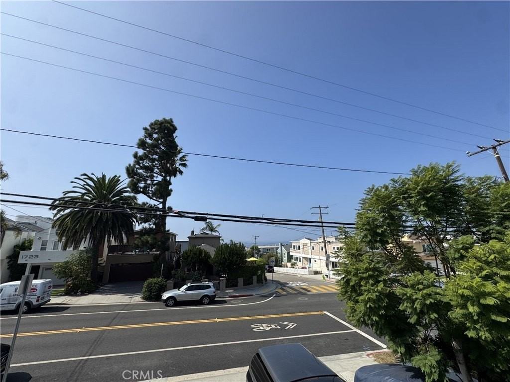 1734 Prospect Ave #B - Photo 7 of 30