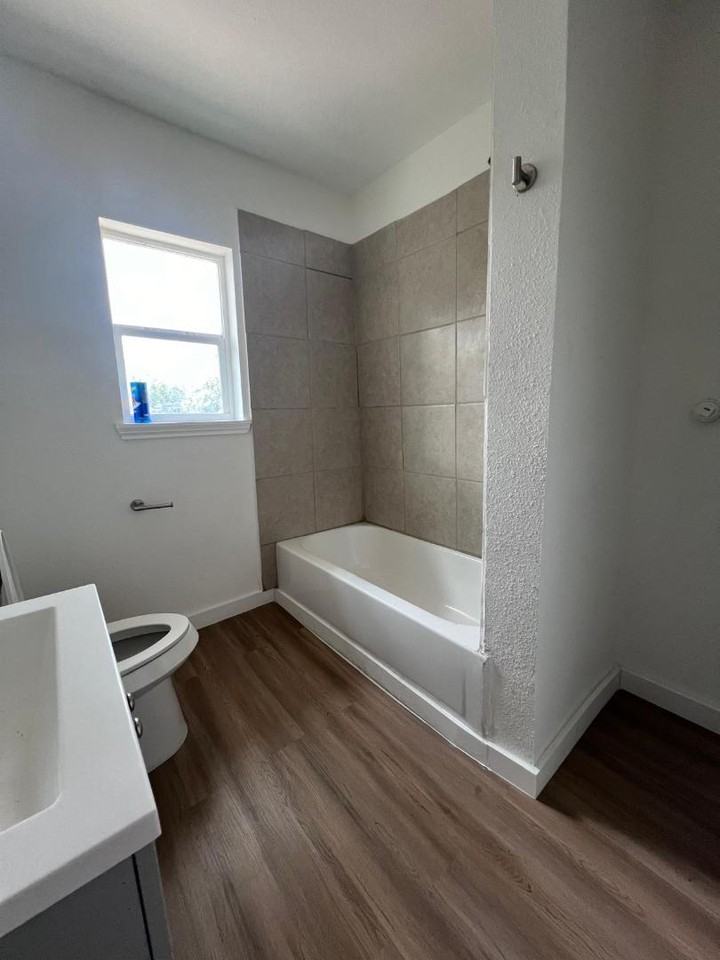 224 W PYRON - Photo 3 of 23