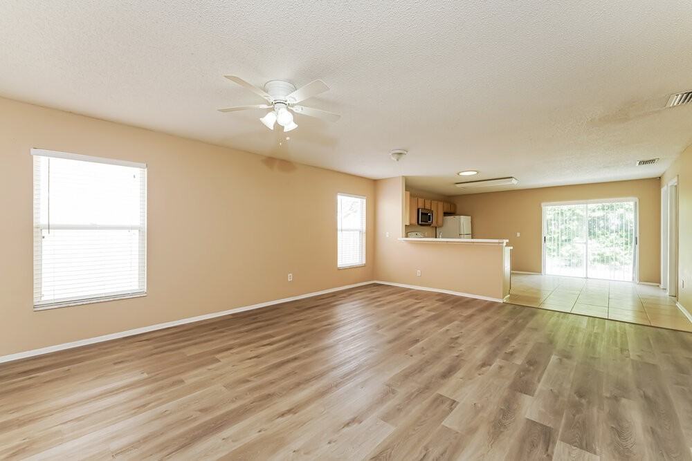 3119 Holland Dr - Photo 3 of 16
