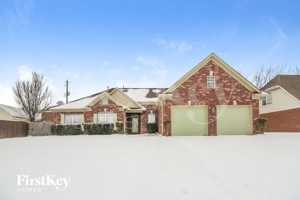 featured image of 4889 Harvest Park Dr