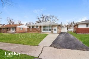 featured image of 17941 Wildwood Ave