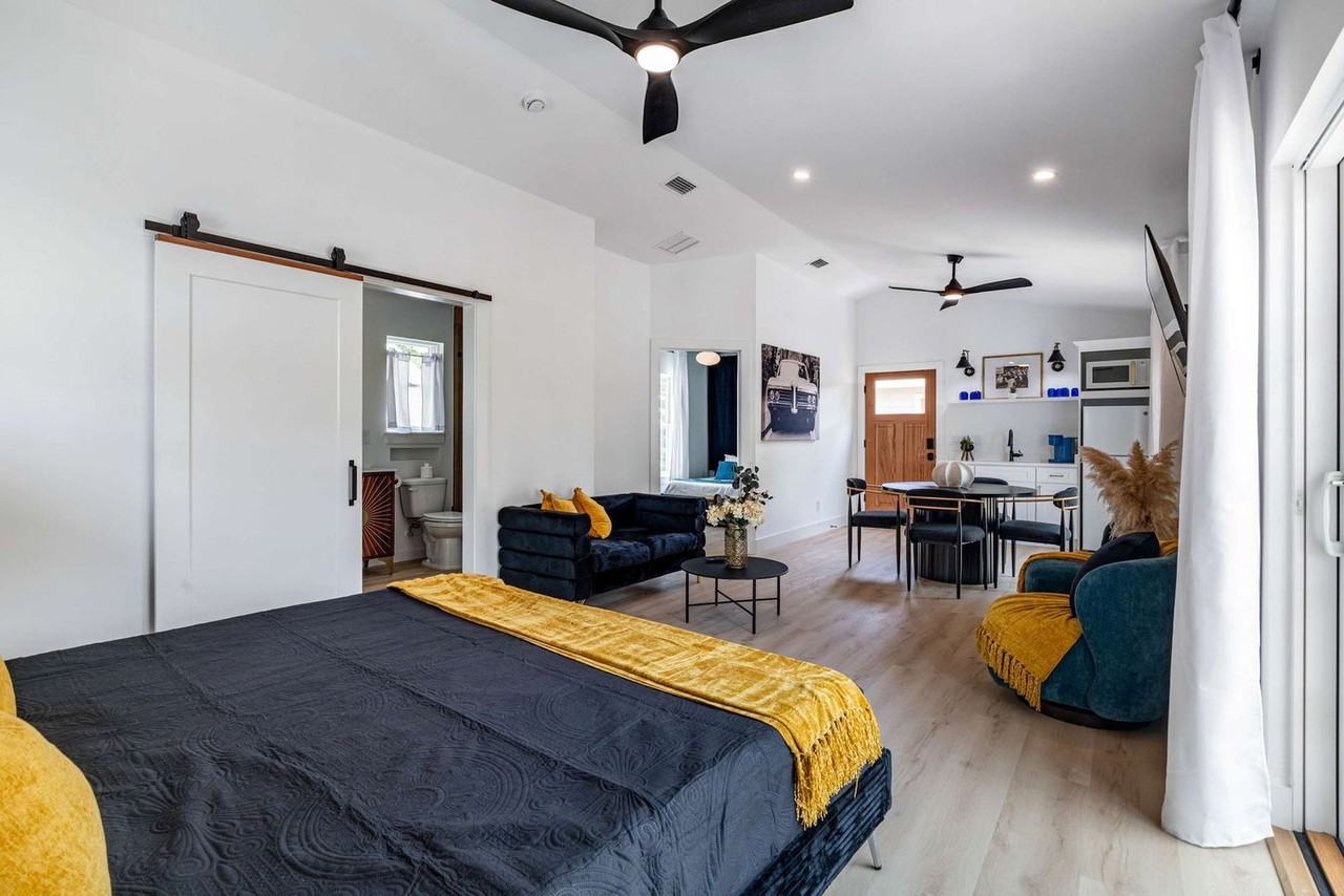 28 West Castillo Drive - Photo 6 of 62