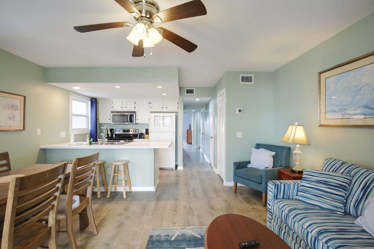 608 Carolina Beach Ave S #1302616P - Photo 2 of 31