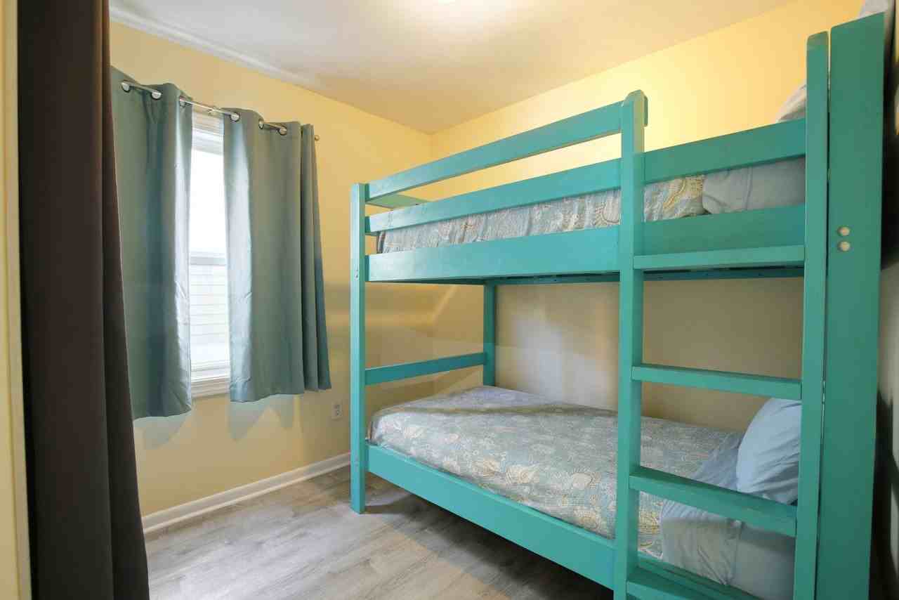 608 Carolina Beach Ave S #1302616P - Photo 5 of 31