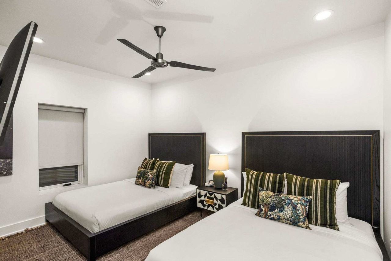 1712 8th Ave S #1312411P - Photo 5 of 46