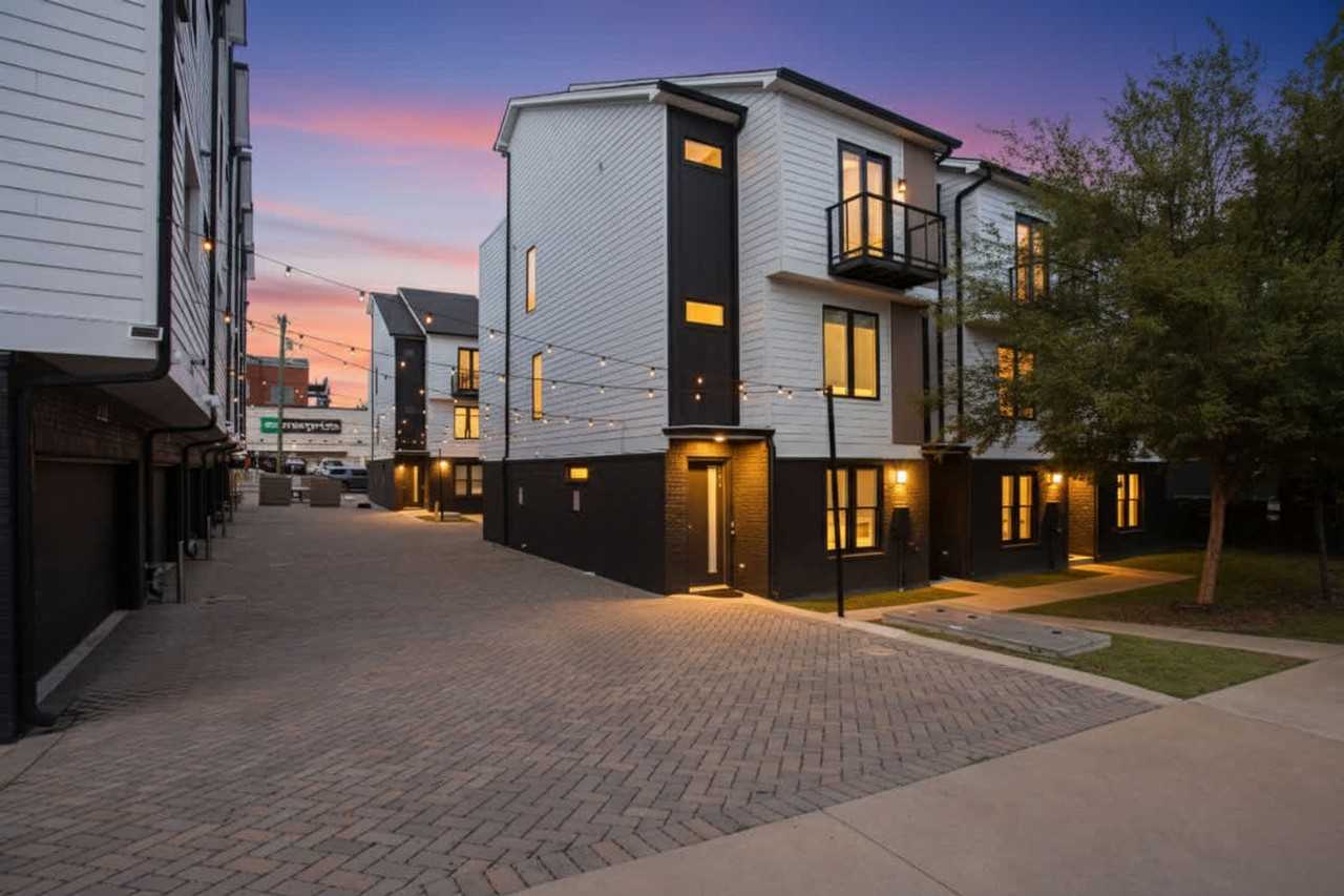 1710 8th Ave S #1312332P - Photo 5 of 44