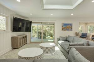 featured image of 1 Laurel Ln