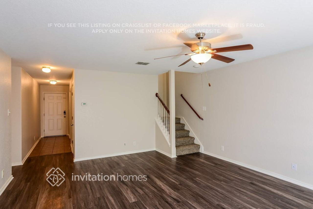 559 Red Quill Nest - Photo 2 of 15