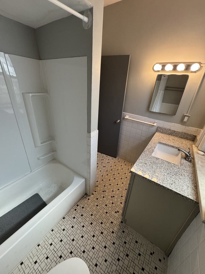 110 Bidwell Parkway #2 - Photo 5 of 7