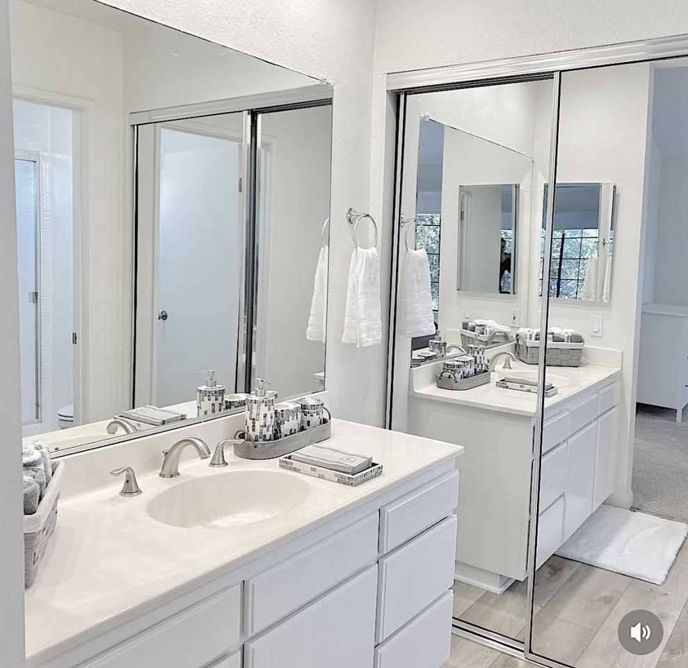 1261 Franciscan Ct ##8 - Photo 5 of 6