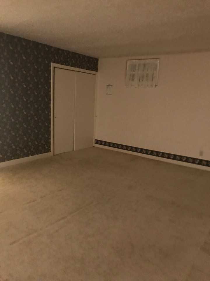 1123 W Truman Rd #2 - Photo 4 of 10