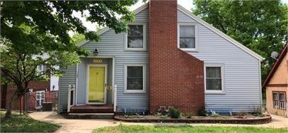 1123 W Truman Rd #2 - Photo 5 of 10