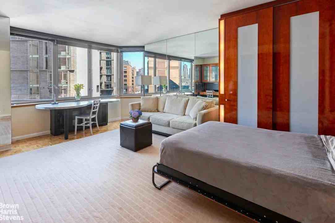 500 West 43rd Street #11G - Photo 2 of 7