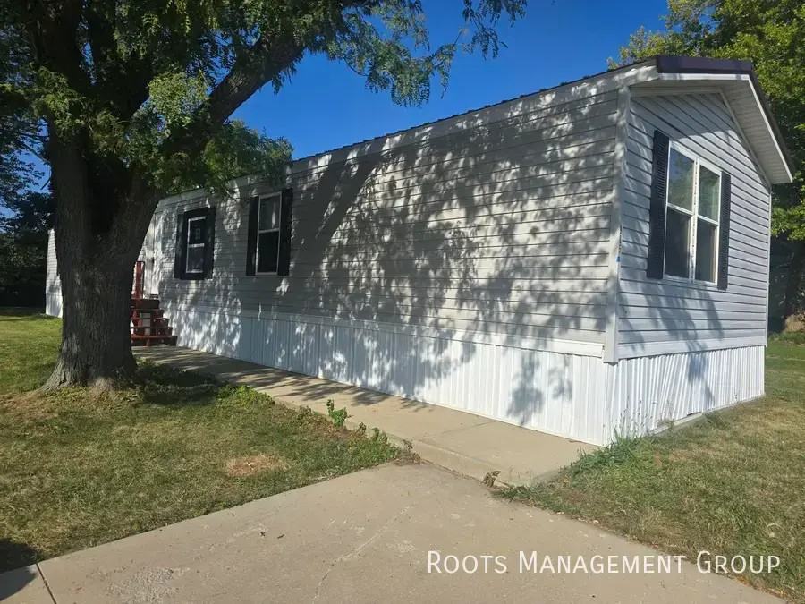 905 W Mactavish Rd - Photo 2 of 17