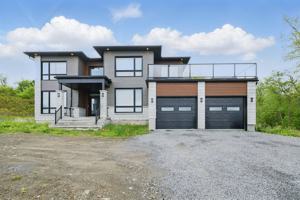 featured image of 14 Chemin Seliner