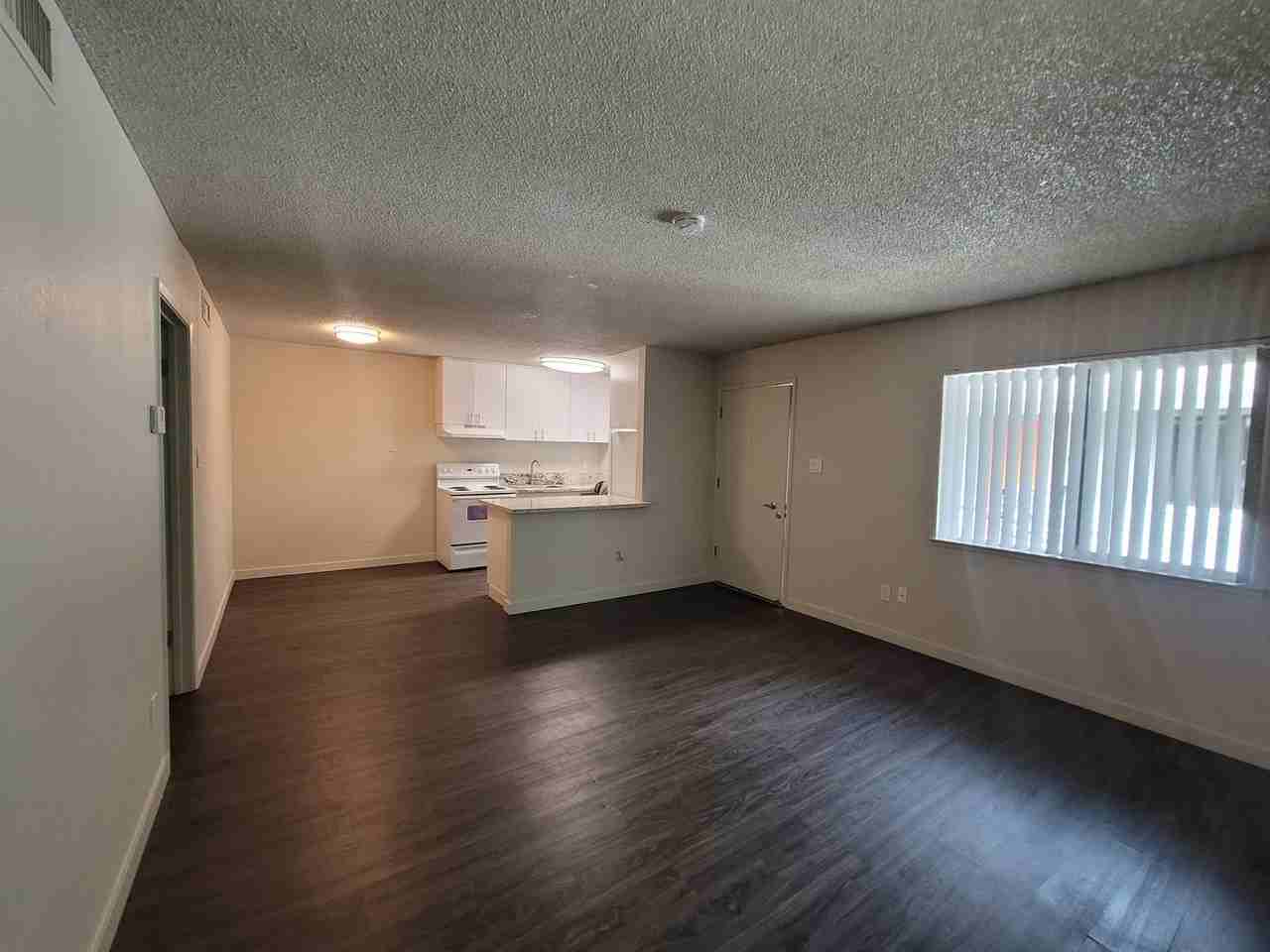 1255 University Avenue - Photo 3 of 30