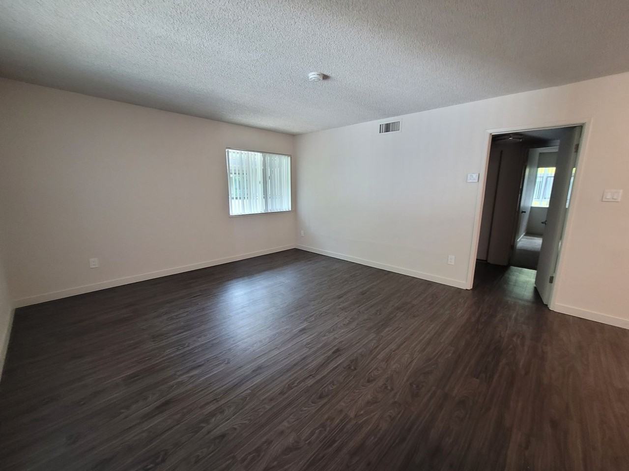 1255 University Avenue - Photo 5 of 30