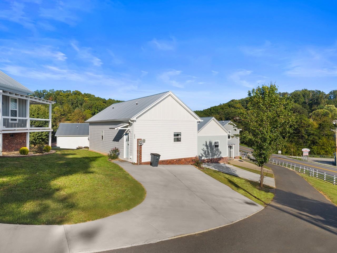 233 Auttie Cir #NA - Photo 6 of 30