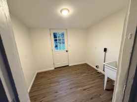 208 S Maple St - Photo 1 of 1