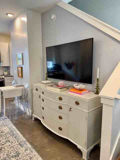 1530 Adams Street - Photo 2 of 15