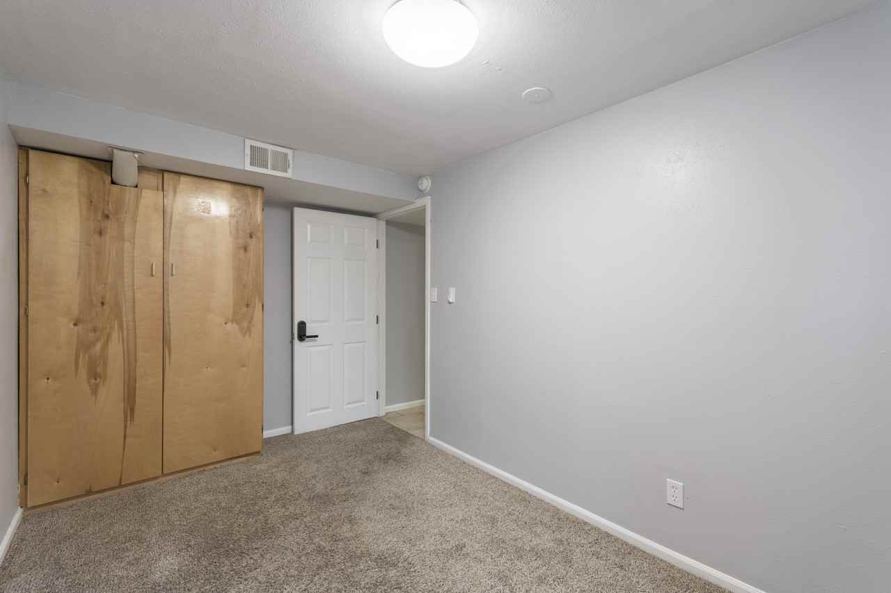 8871 Rutgers St #5 - Photo 4 of 16