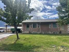 featured image of 529 Freedom Ln #529