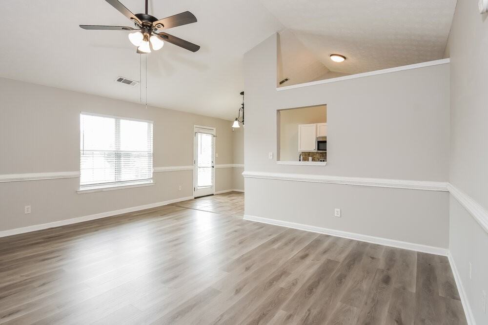 480 Cedarhurst Rd - Photo 7 of 19