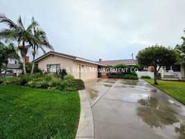 featured image of 10518 Julius Ave