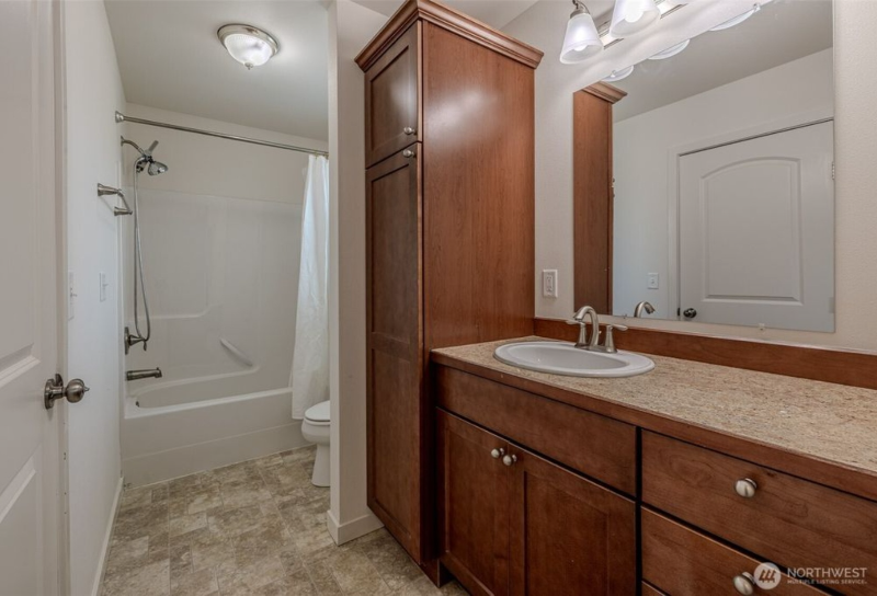 1519 Springwater Ave - Photo 7 of 8