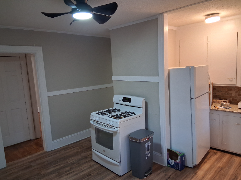 127 Olmsted Dr - Photo 5 of 10