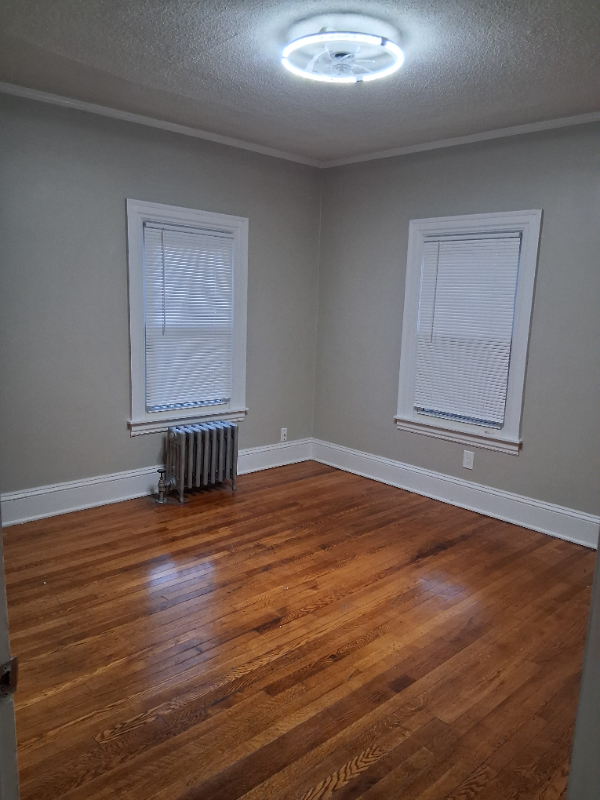 127 Olmsted Dr - Photo 7 of 10