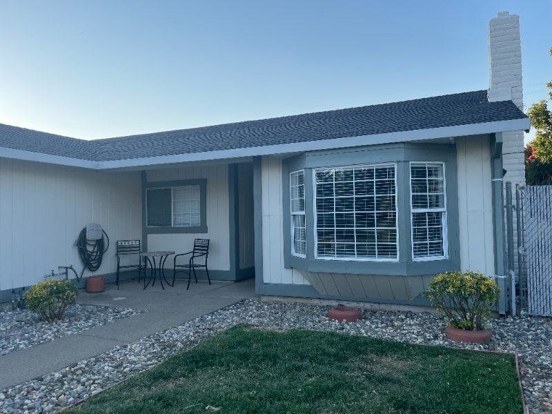 8907 Amerigo Ave - Photo 3 of 13