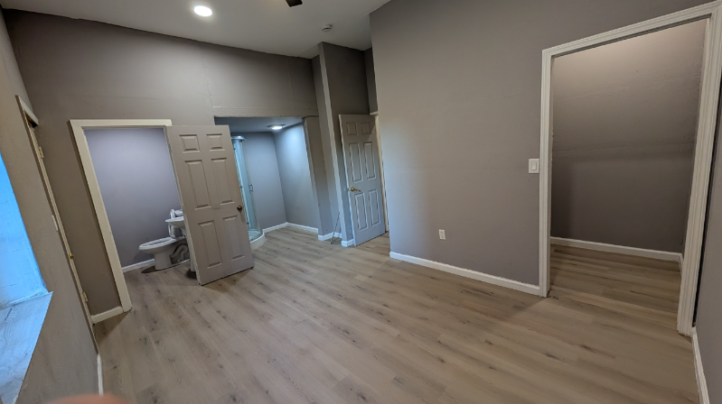 1235 32nd St #REAR - Photo 7 of 18