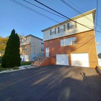 1013 Walnut St #2 - Photo 1 of 1