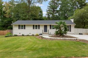 featured image of 551 Lyle Dr Se