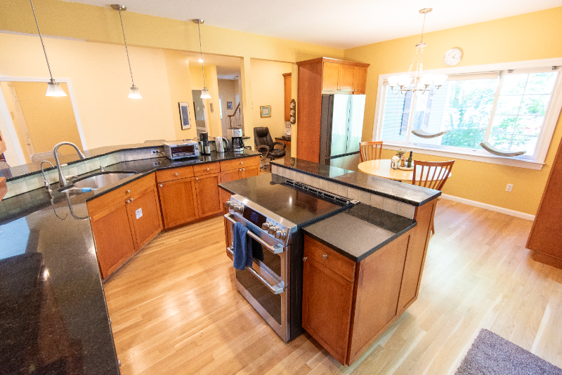 48 Woodward Street - Photo 2 of 19